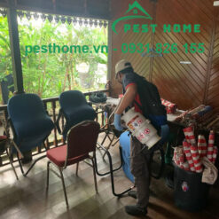 Bình phun thuốc diệt côn trùng