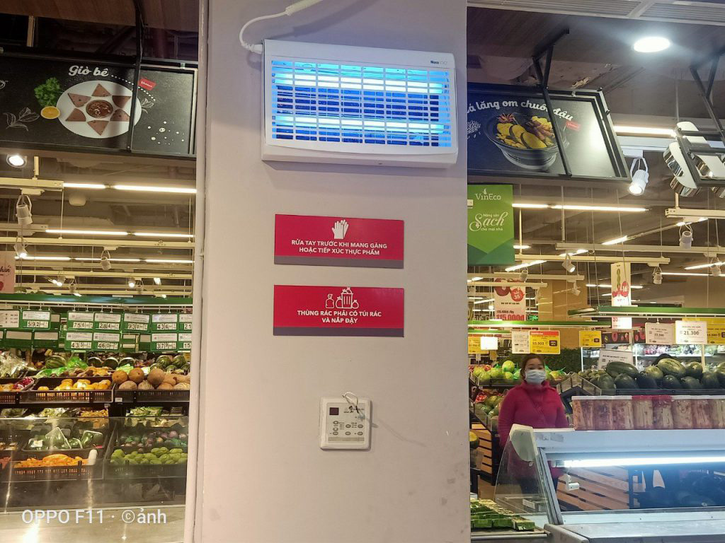 Đèn diệt côn trùng Maxx 100 tại của hàng nông sản