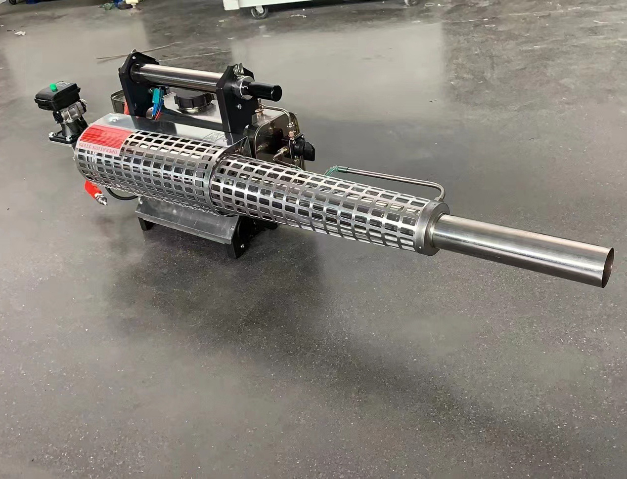 may phun thuoc tru sau dang khoi b-vetor tf01