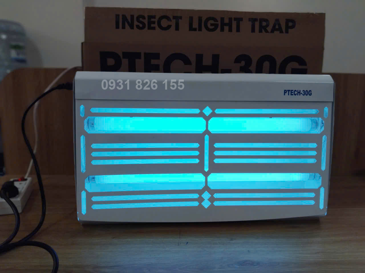 Đèn diệt côn trùng công nghiệp Ptech 30G