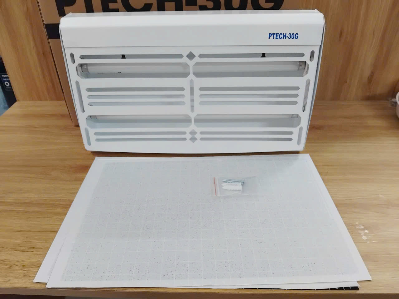 Tấm dán đèn côn trùng Ptech-30G